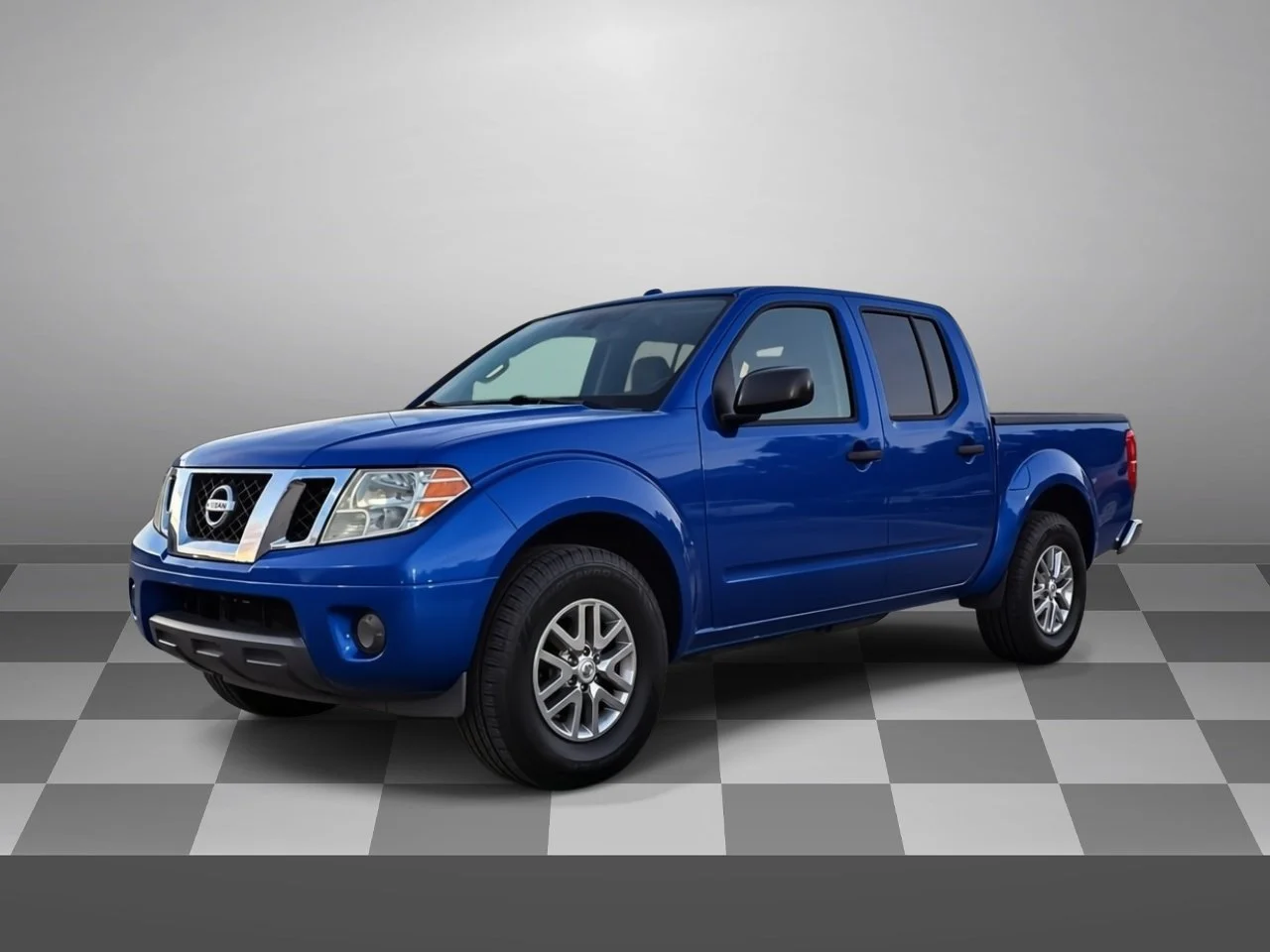 Used 2015 Metallic Blue Nissan S image 2
