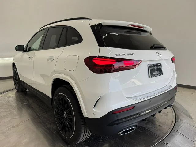 New 2026  Mercedes-Benz GLA 250 image 9