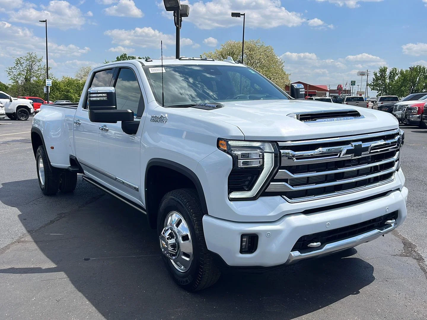 2026 Chevrolet Silverado 3500 HD High Country - Photo 7