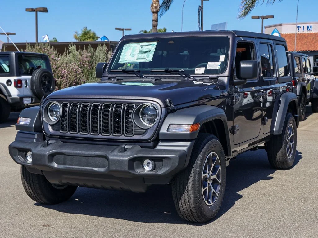 New 2026 Granite Crystal Metallic Clearcoat Jeep Unlimited Sport S image 8