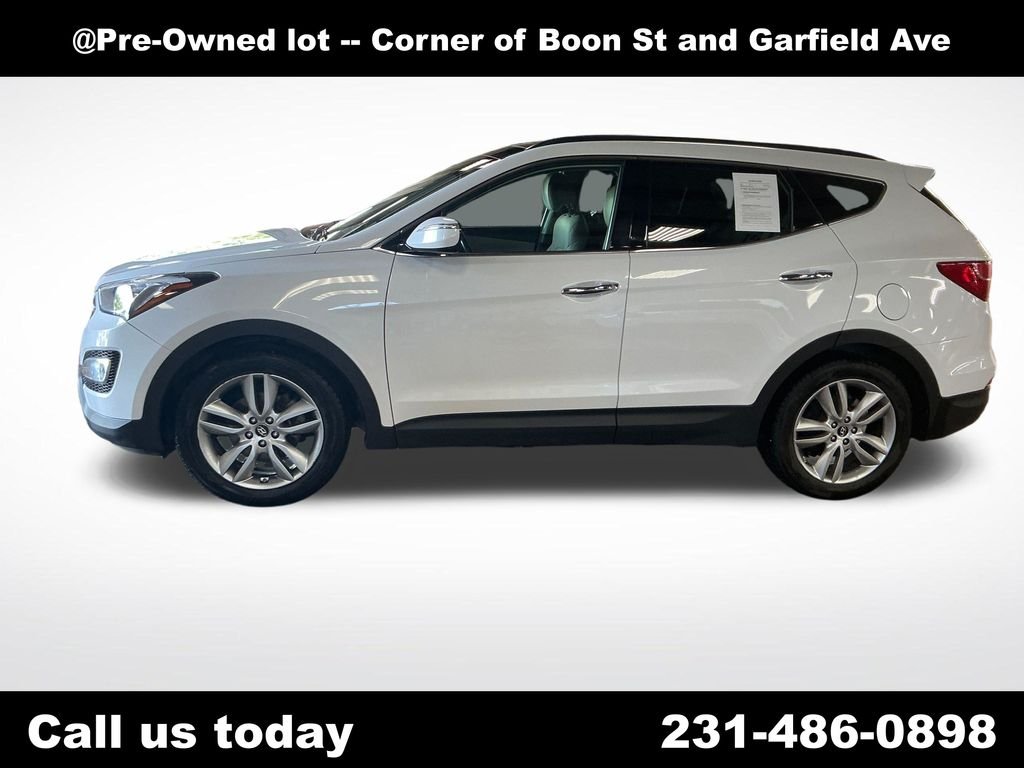 Used 2014 White Hyundai 2.0T image 2
