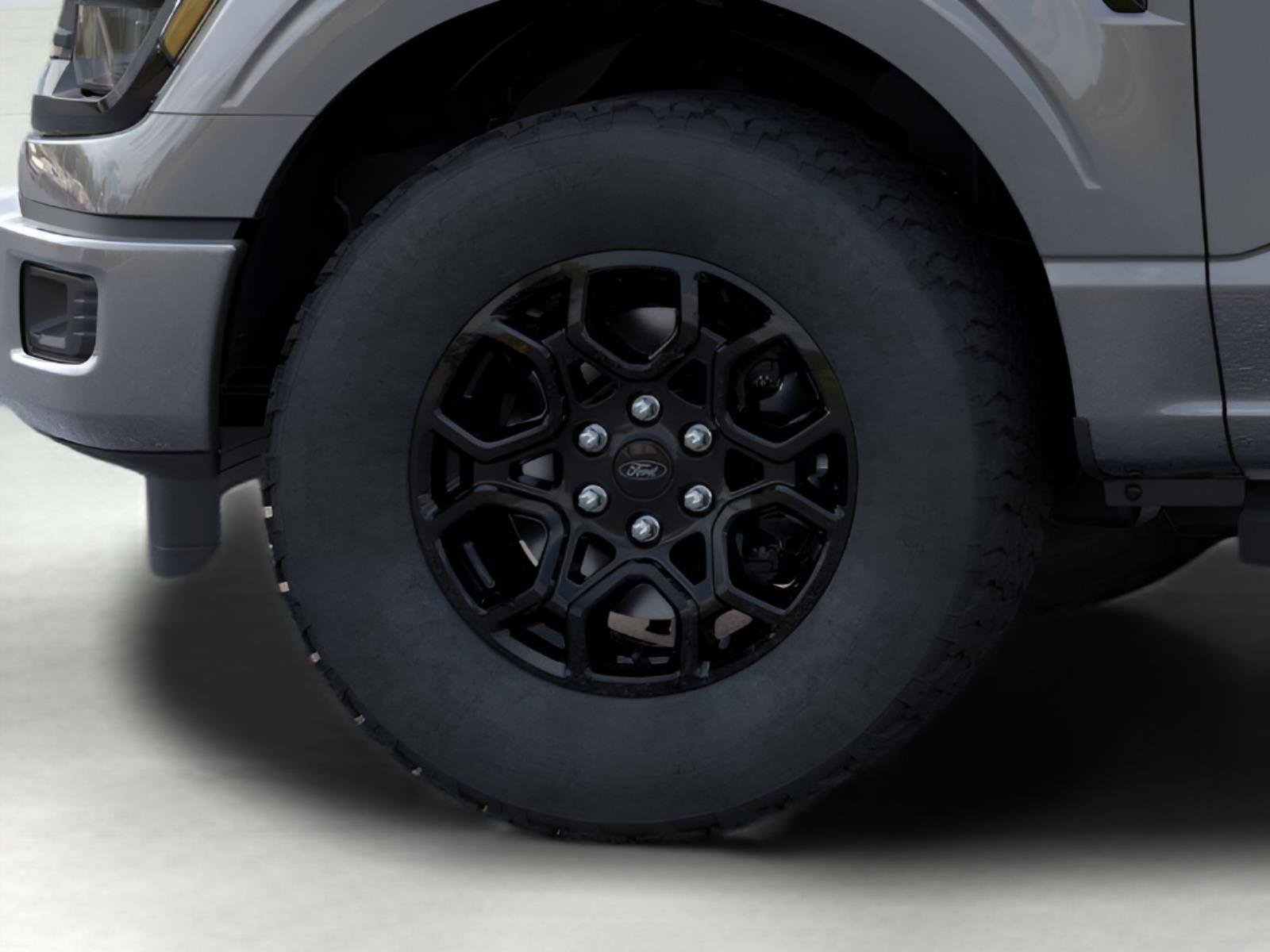 New 2026 Carbonized Gray Metallic Ford XLT image 19