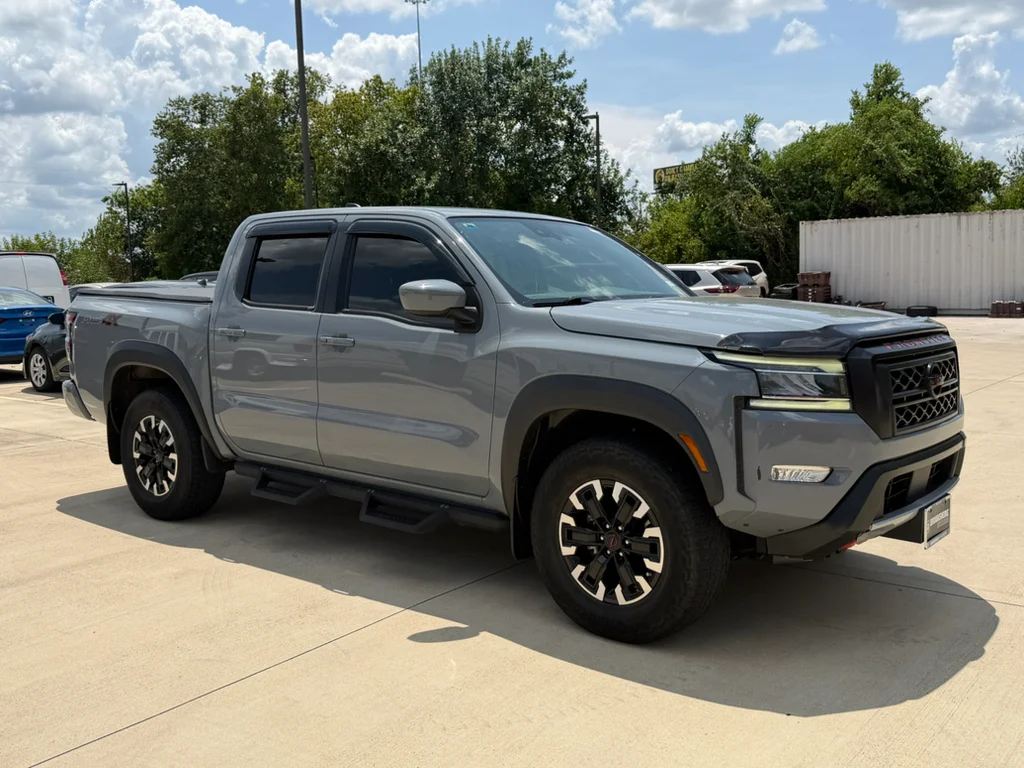 Used 2023 Boulder Gray Pearl Nissan PRO-4X image 8
