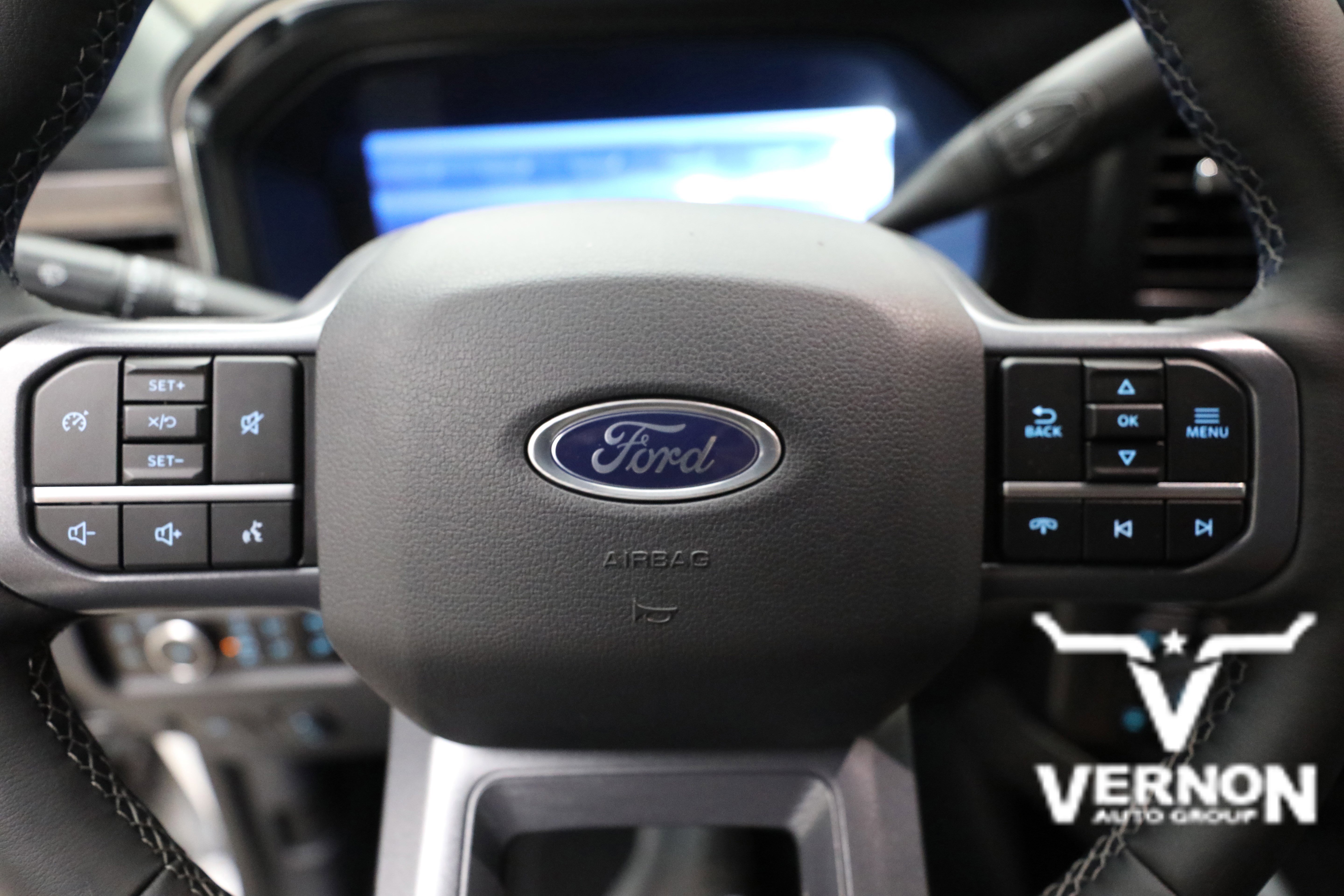 New 2026 Star White Metallic Tri-Coat Ford  image 21