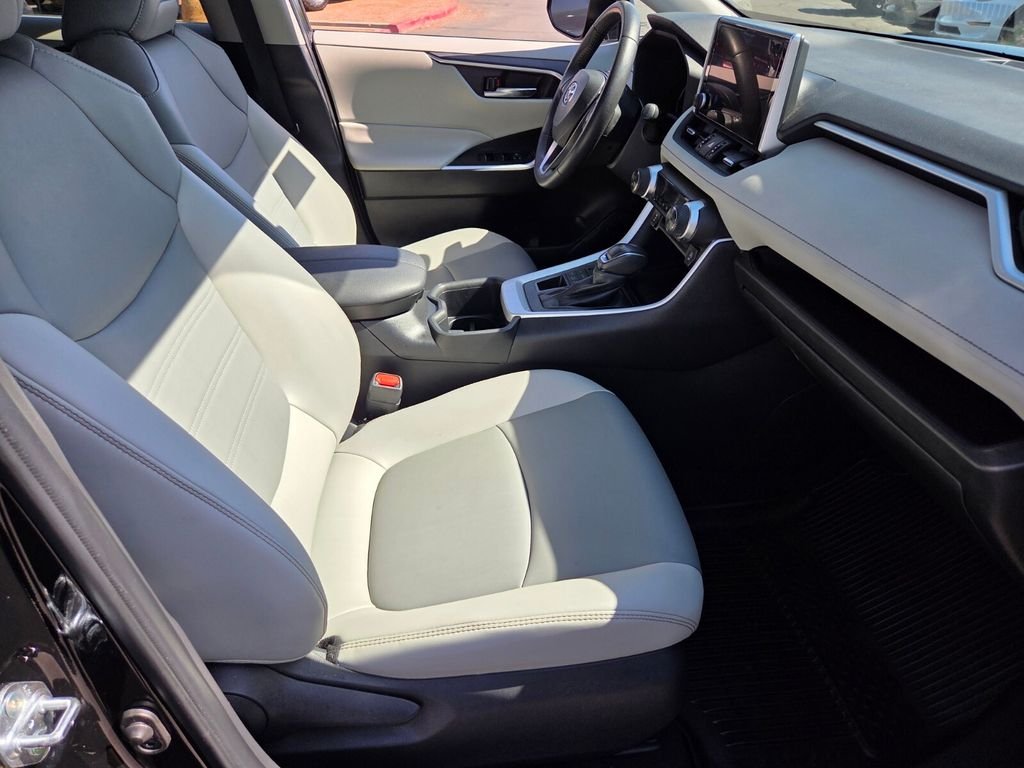 Used 2024 Black Toyota XLE Premium image 20