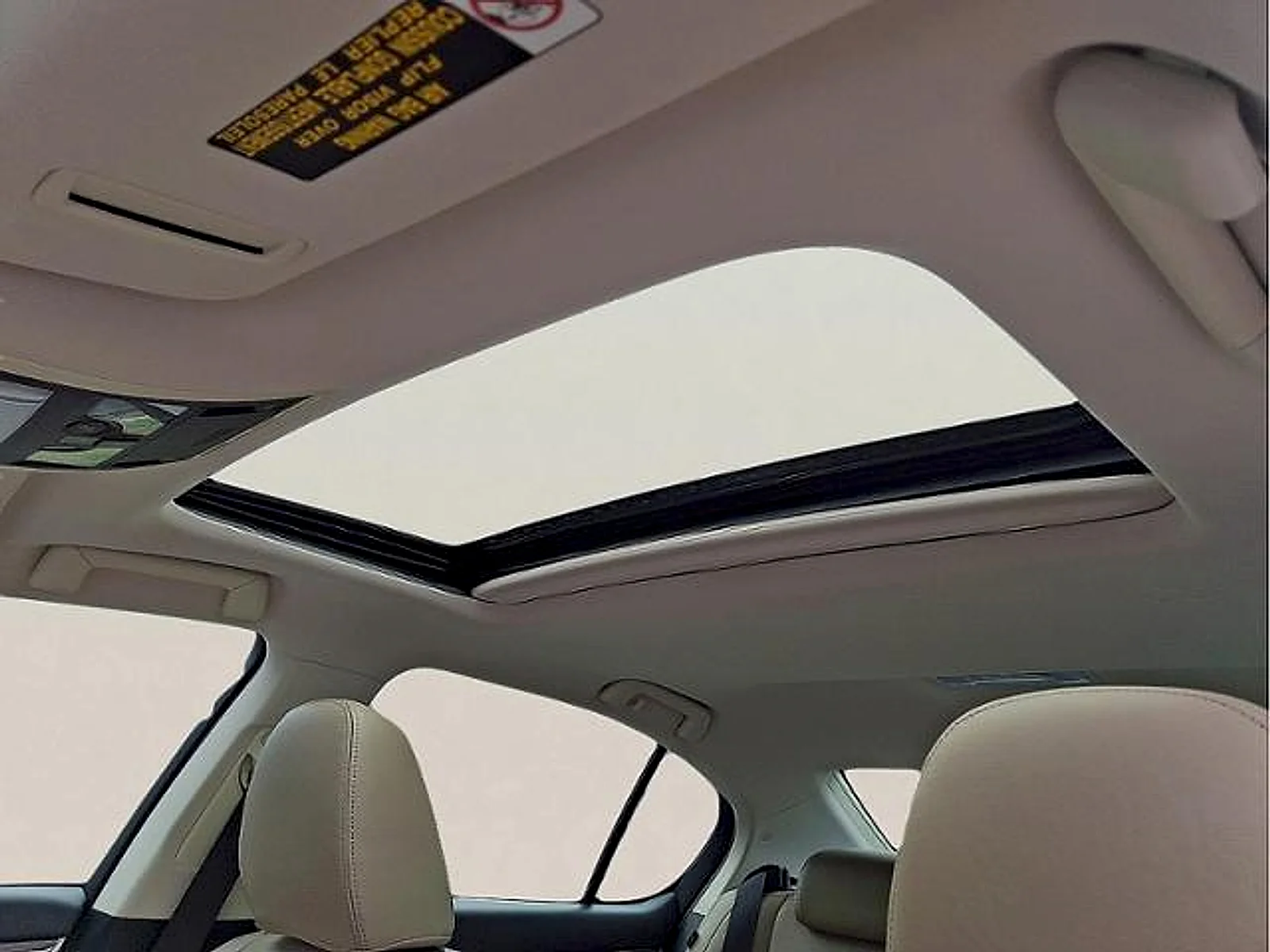 Used 2020 Atomic Silver Lexus  image 13