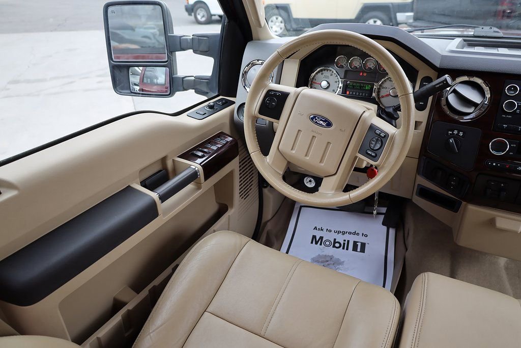 Used 2010 Maroon Ford Lariat image 19