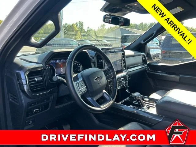 Used 2023 White Ford XLT image 12