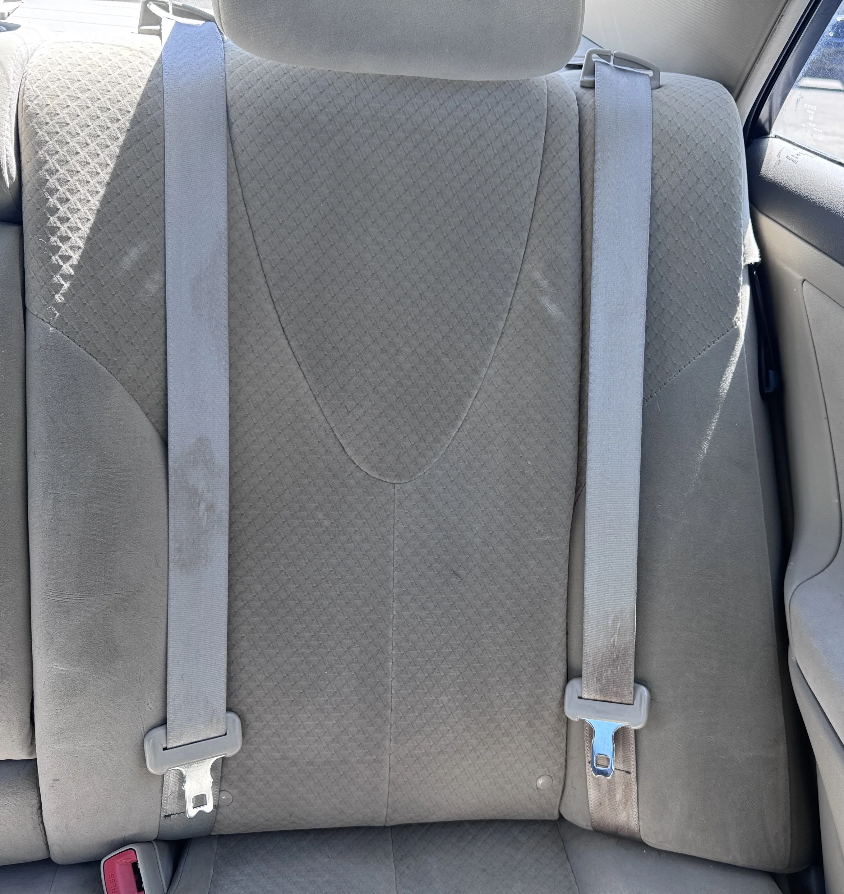 Used 2008  Toyota LE image 36