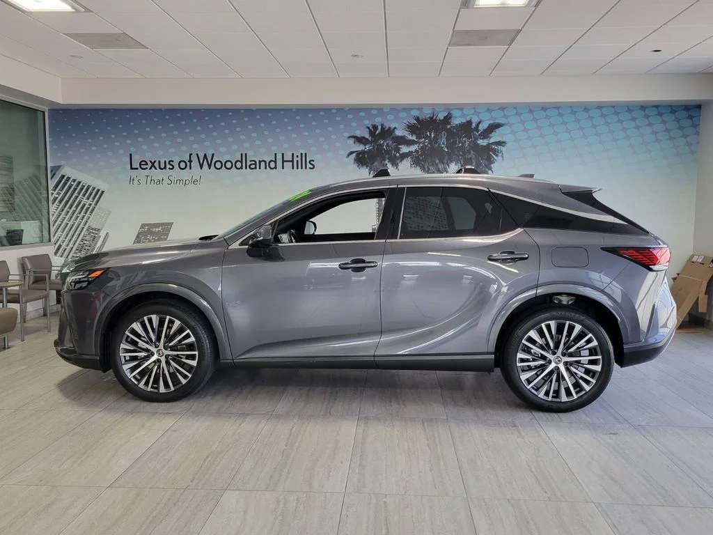 Certified Used 2024 SONIC CHROME Lexus 350 Premium Plus image 2