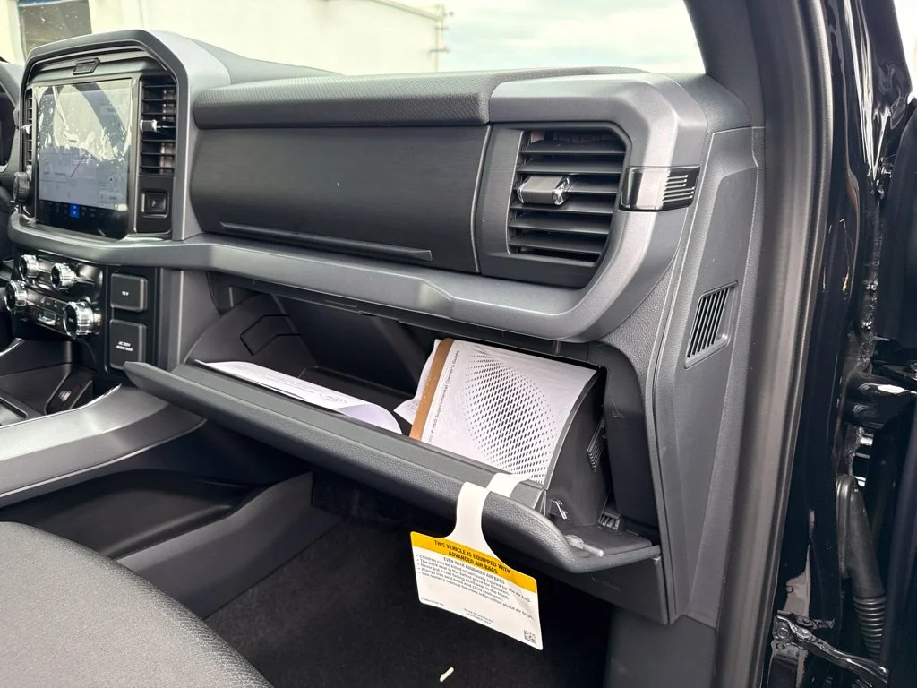New 2026 Agate Black Metallic Ford XLT image 45