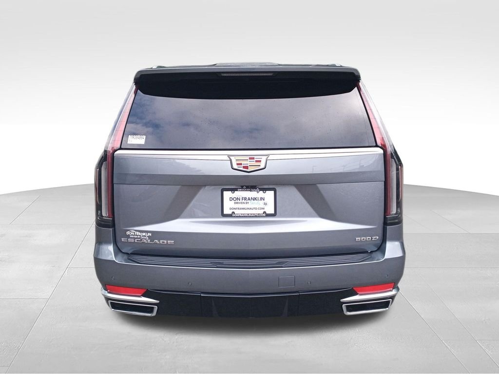 Used 2021 Gray Cadillac Premium Luxury image 4