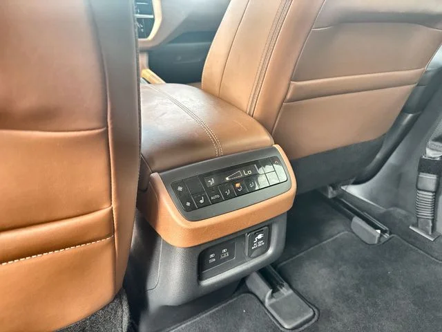Used 2023 Black Nissan Platinum image 20