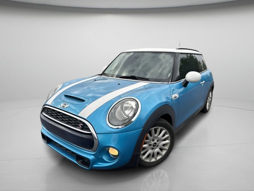 Used 2016 Electric Blue Metallic MINI Base image 12