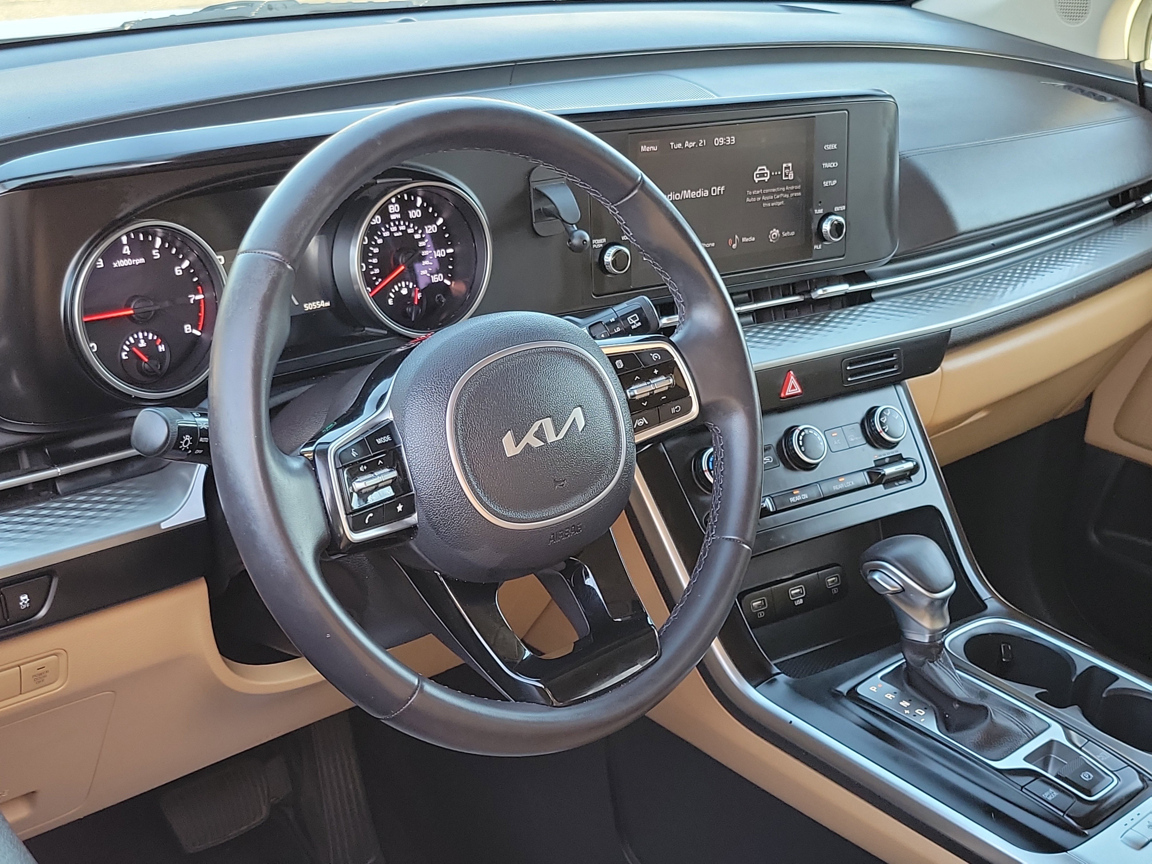 2024 Kia Carnival LX Seat Pkg - Photo 7