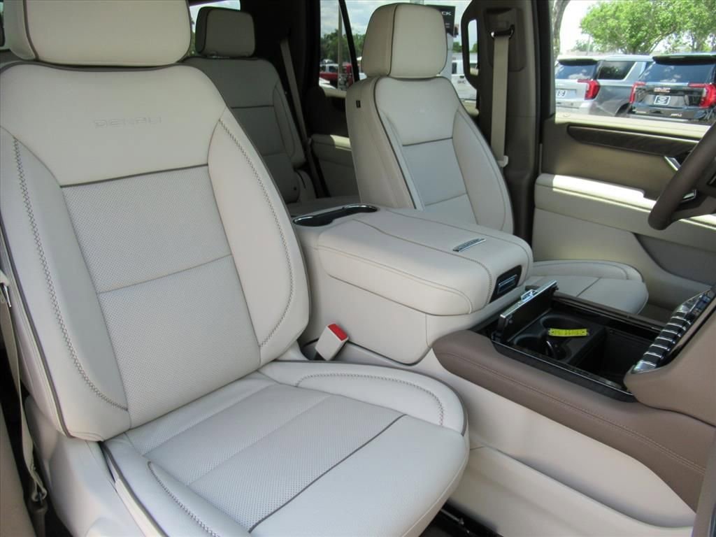 Used 2026 Glacier White Tricoat GMC Denali image 9
