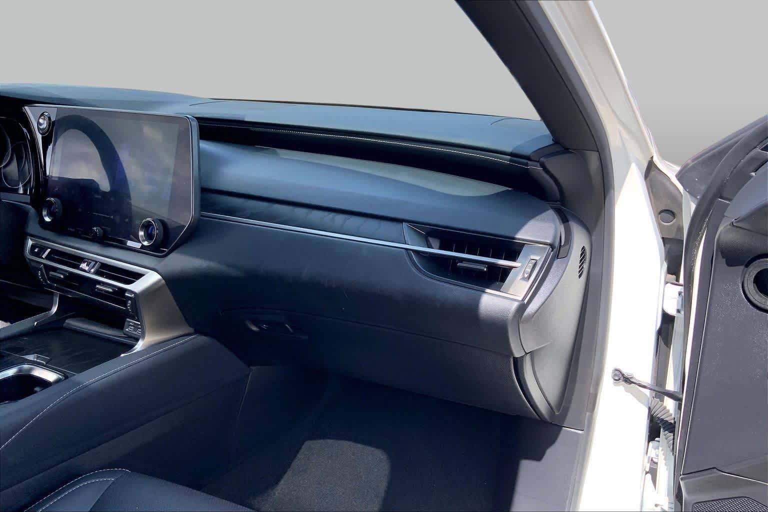 Used 2023 Eminent White Pearl Lexus Premium Plus image 19
