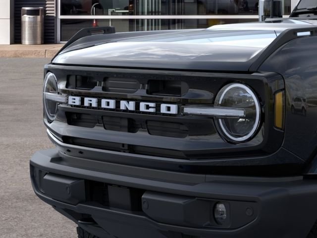 New 2026 Shadow Black Ford Outer Banks® image 19