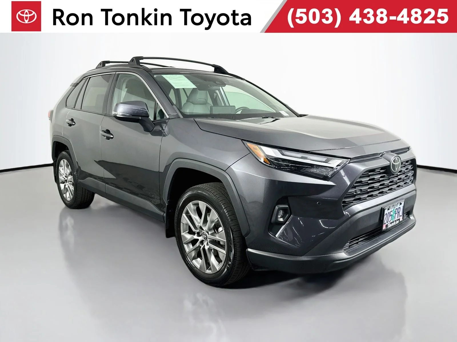 Used 2023 Gray Toyota XLE Premium image 1