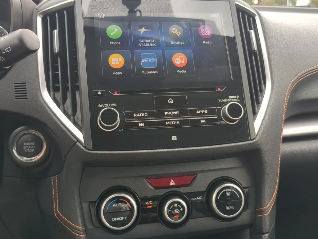 Used 2019 Blue Subaru 2.0i Limited image 21