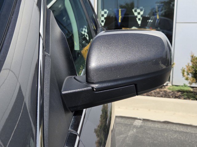 Used 2024 Grey Ford SEL image 42