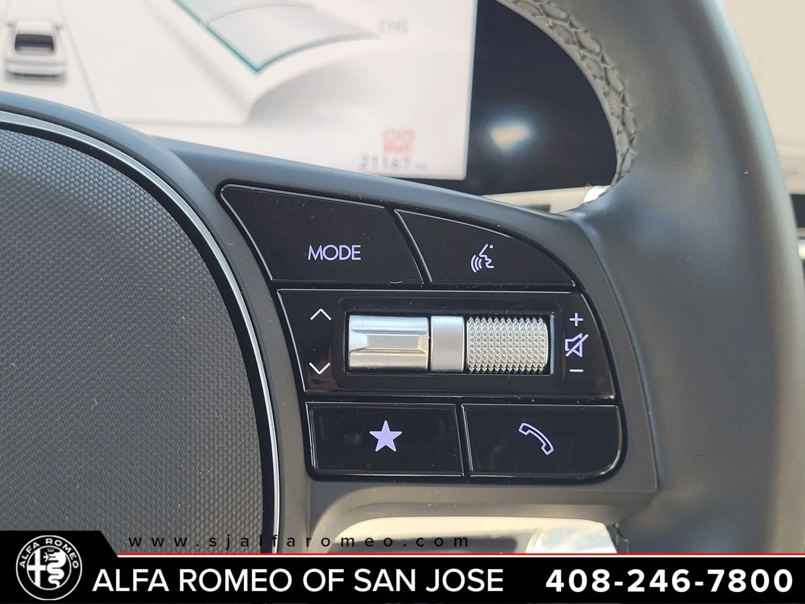 Used 2024 Black Hyundai SEL image 17