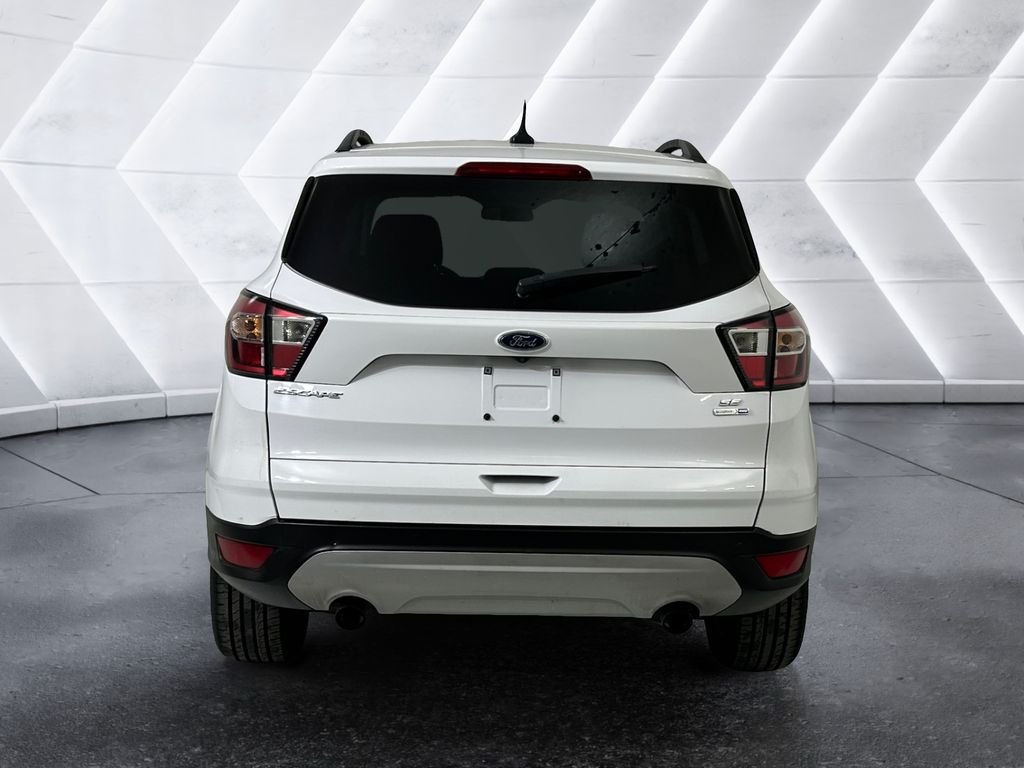 Used 2018 White Ford SE image 5