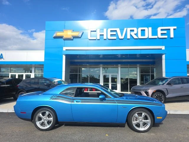 Used 2009 Blue Dodge R/T image 2