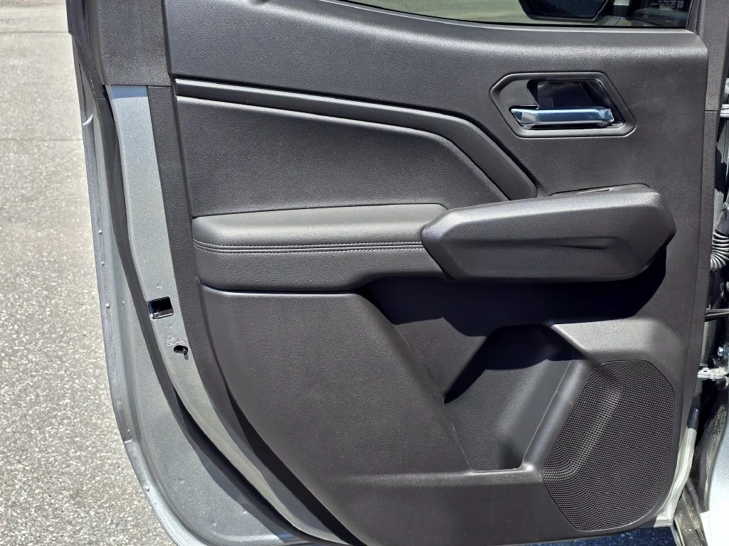 New 2026 Silver GMC Elevation image 39