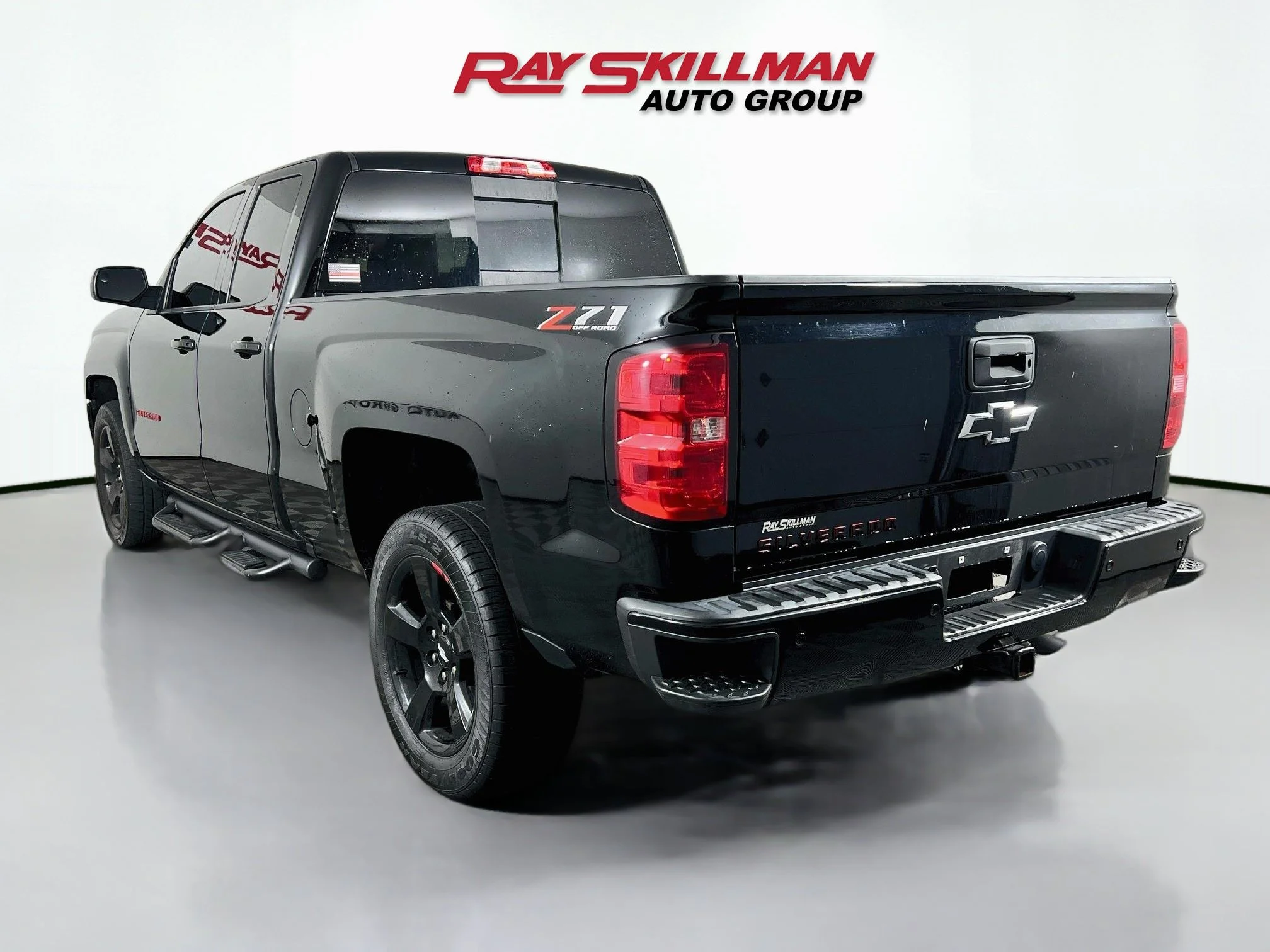 Used 2018 Black Chevrolet LT image 5