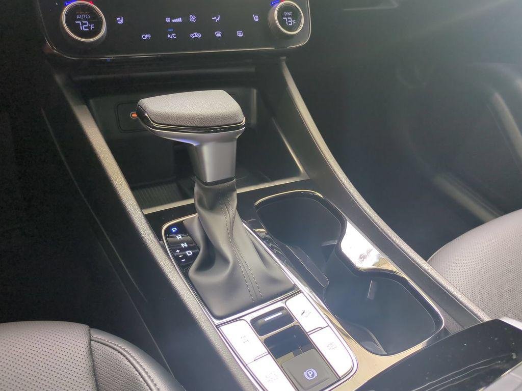 New 2026 White Hyundai SEL Activity AWD image 21