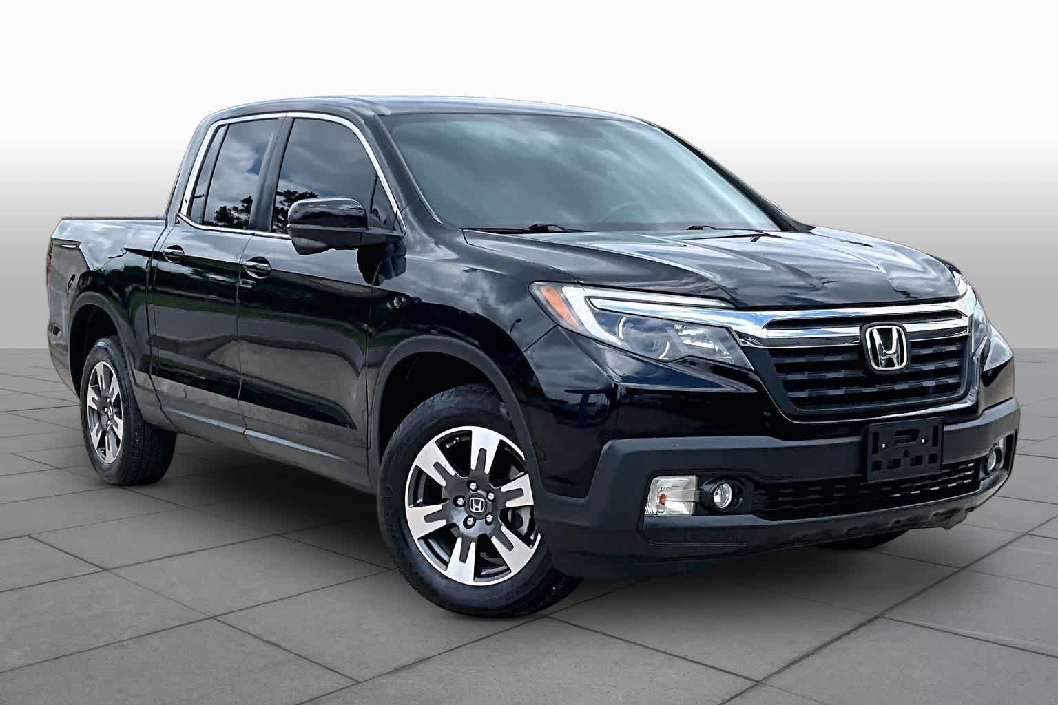 Certified Used 2018 Crystal Black Pearl Honda RTL-T image 3