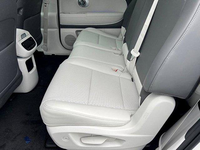 2026 Hyundai IONIQ 9 SEL - Photo 23