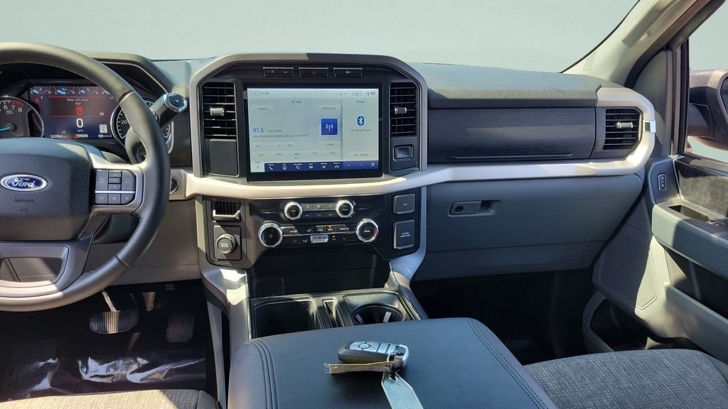 Used 2023 Blue Ford XLT image 14