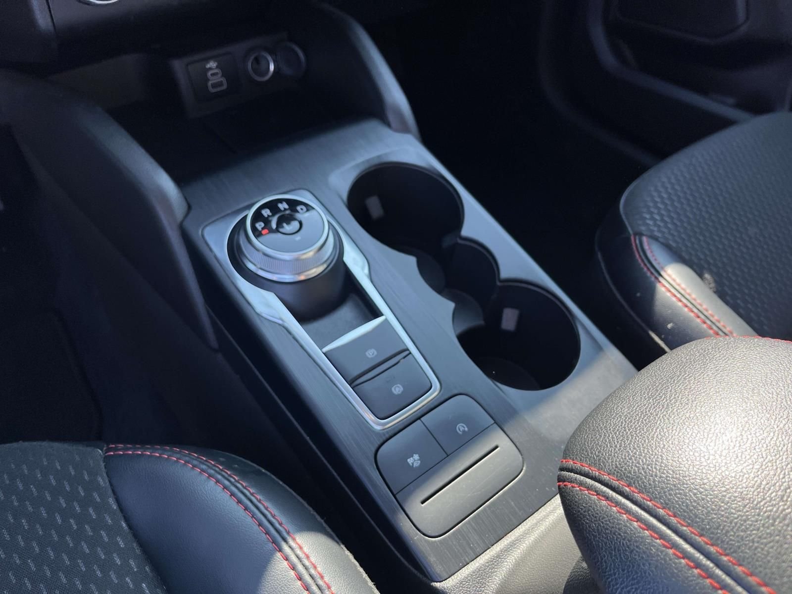 Used 2025 Silver Ford ST-Line image 31