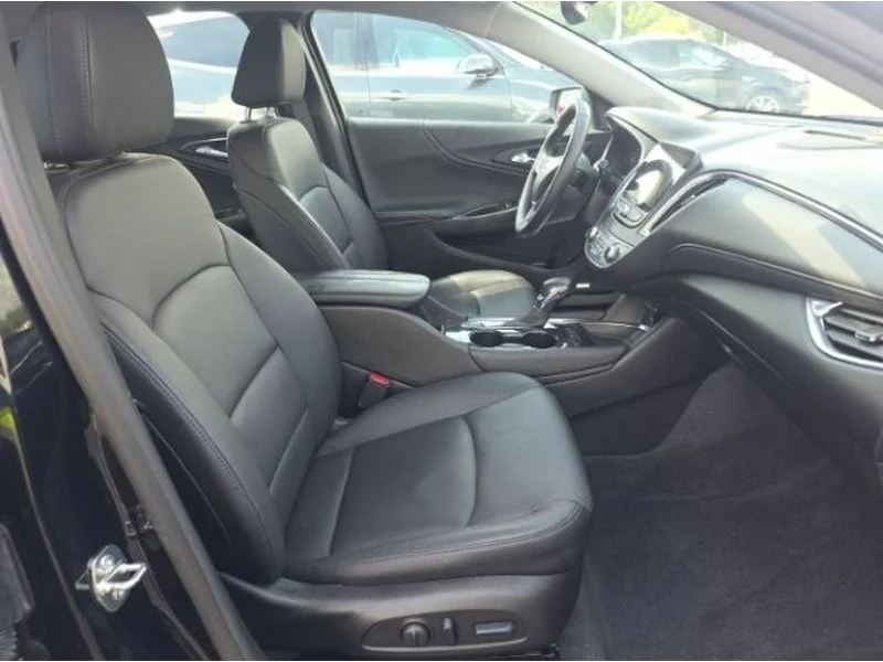Used 2023 Mosaic Black Metallic Chevrolet LT image 8