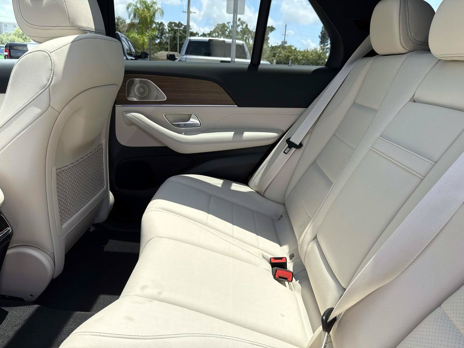 New 2026 Moonlight White Mercedes-Benz 350 4MATIC® SUV image 14