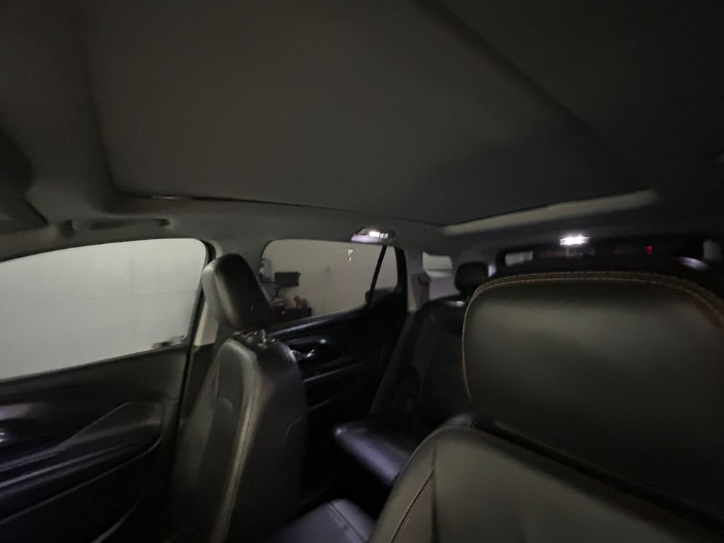 Used 2021 Gray GMC SLT image 25
