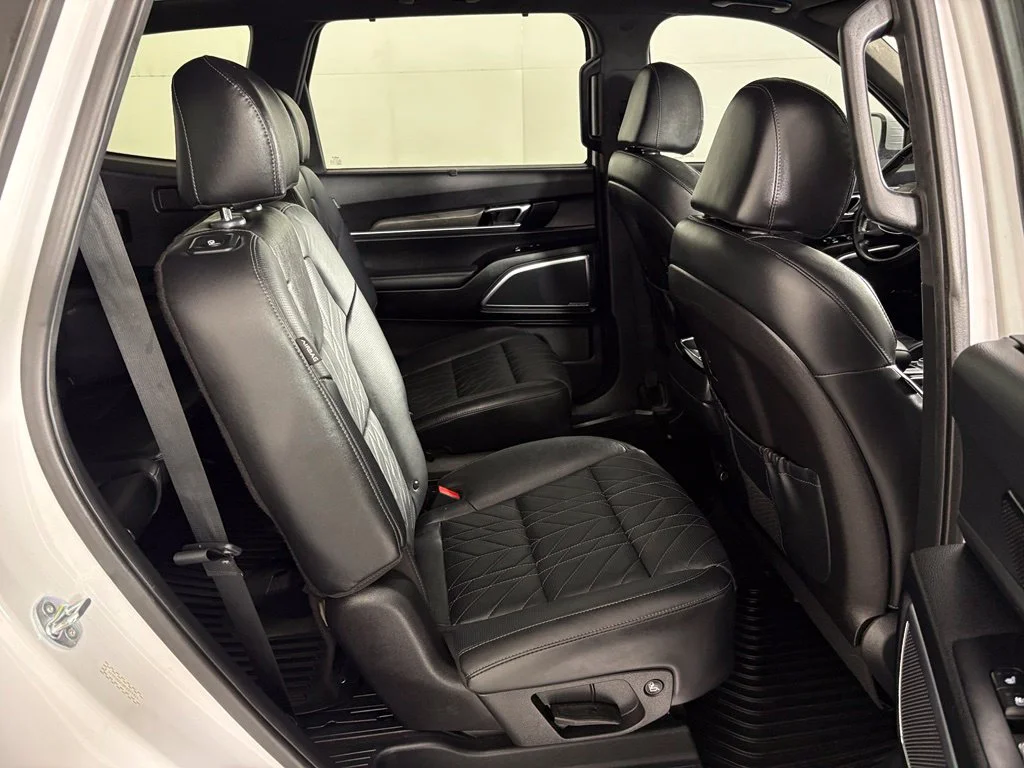 Used 2023 White Kia SX-Prestige X-Pro image 47