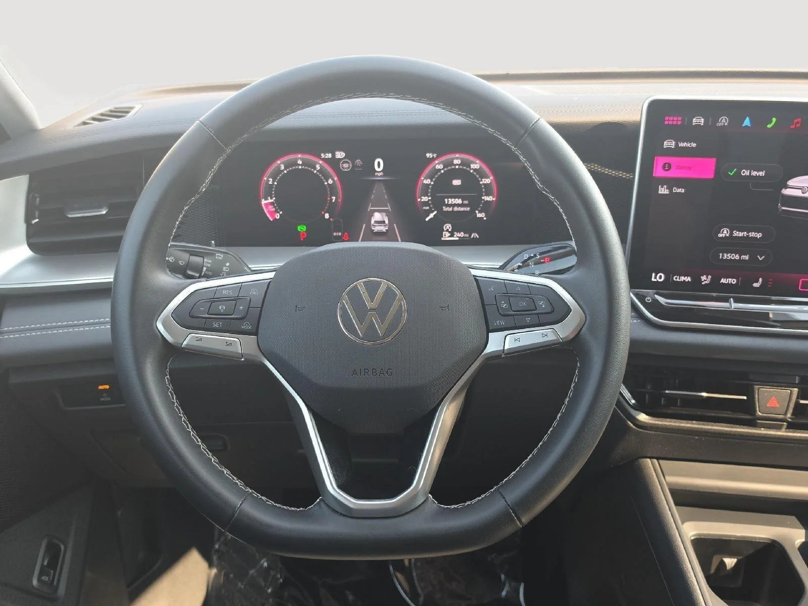 Certified Used 2025 WHITE Volkswagen SE image 14