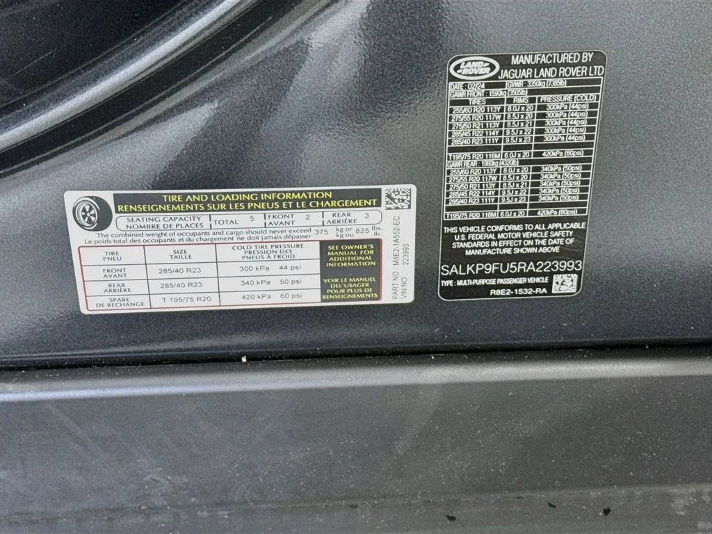 Certified Used 2024 Santorini Black Metallic Land Rover SE image 34