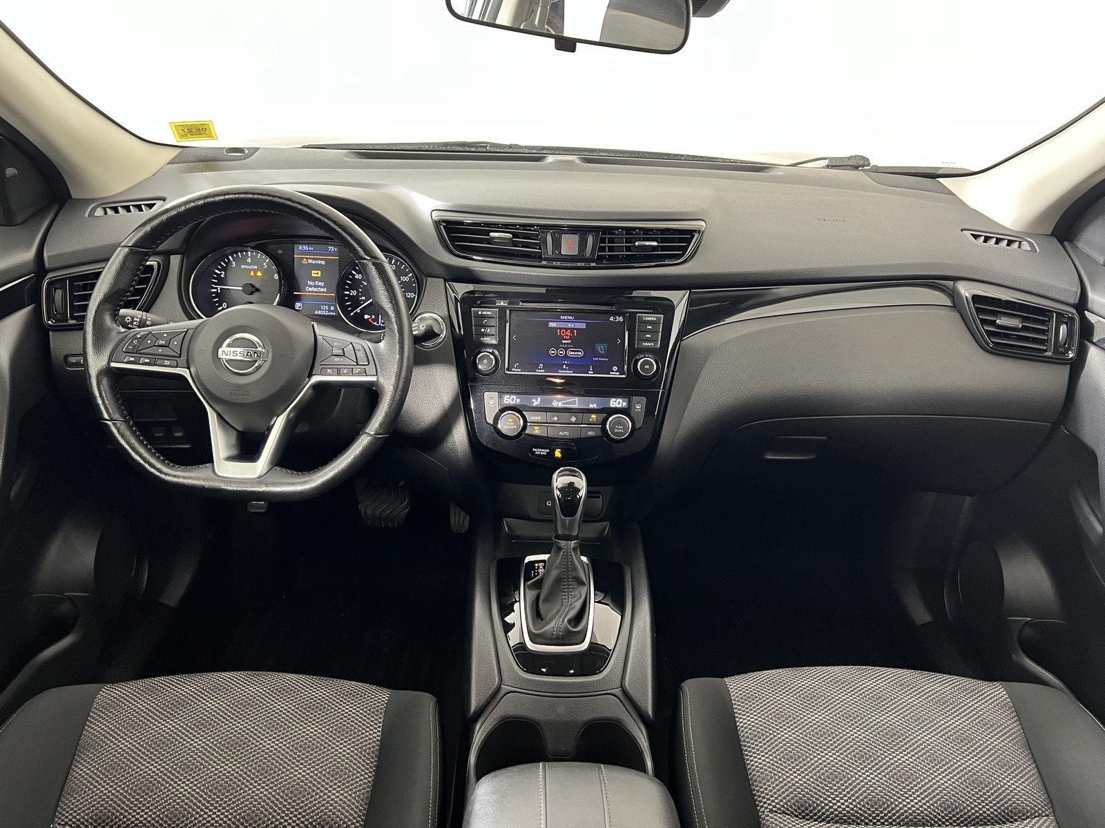 Used 2022 Gun Metallic Nissan SV image 26