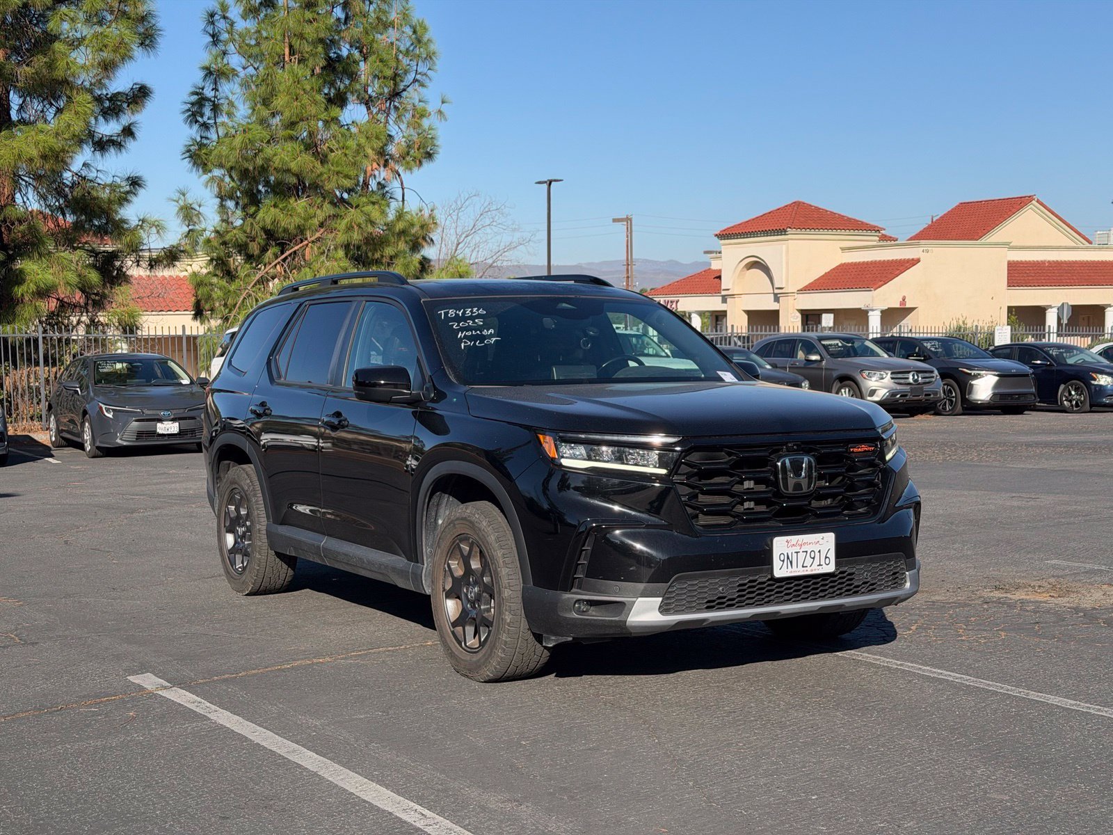 Used 2025 Crystal Black Pearl Honda TrailSport image 2