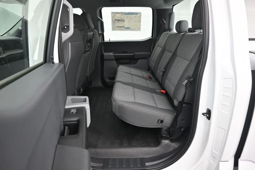 New 2026 Oxford White Ford XL image 10
