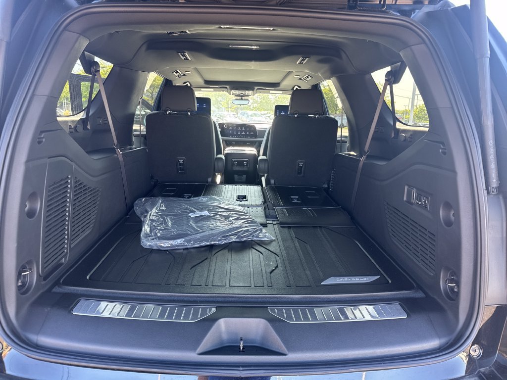 2026 Chevrolet Suburban High Country - Photo 22