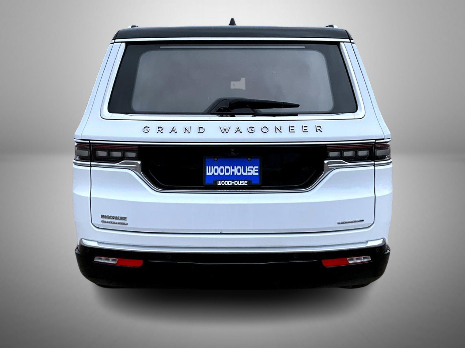 Used 2023 White Jeep Series III image 6