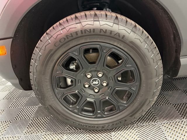 New 2025 Carbonized Gray Metallic Ford Badlands® image 42