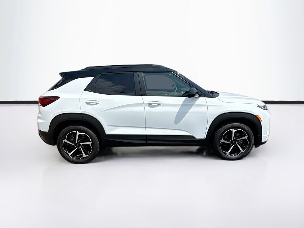 Used 2023 Summit White Chevrolet RS image 4