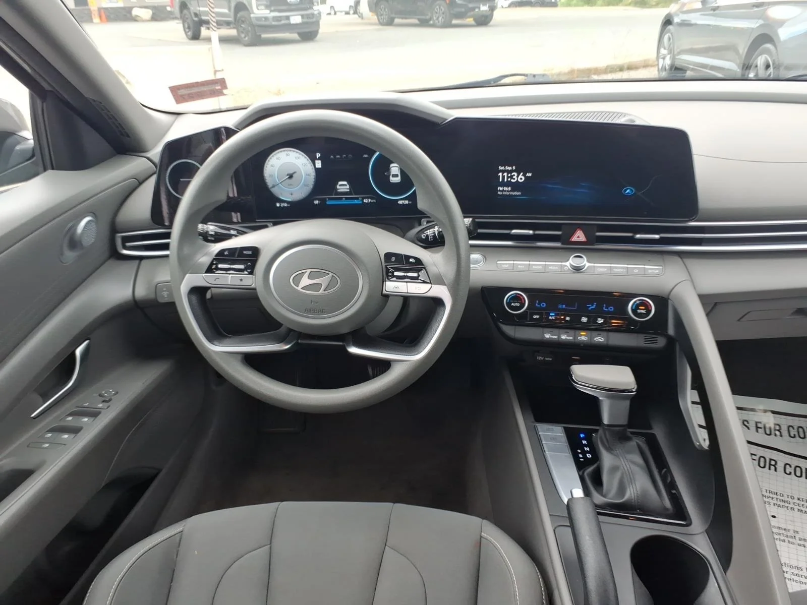 Used 2024 Fluid Metal Hyundai SEL image 17