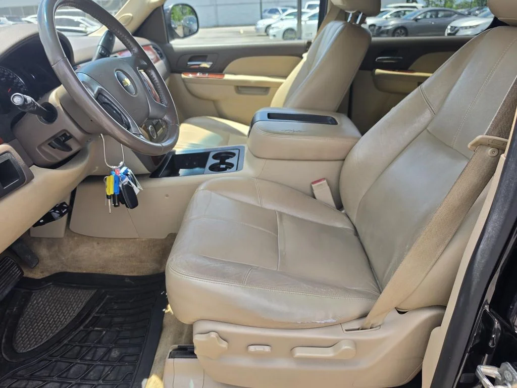 2011 Chevrolet Tahoe LT - Photo 12